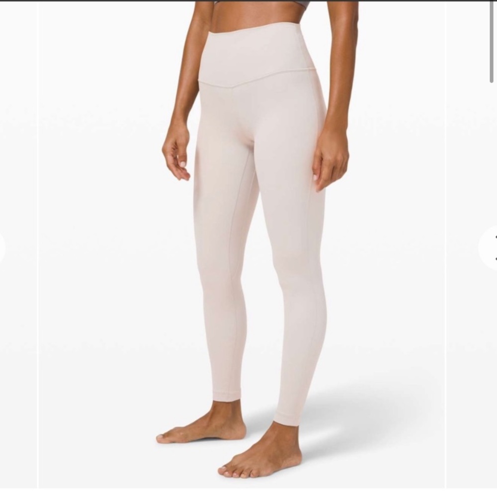 NWOT Lululemon align legging in chrome - Picture 4 of 5
